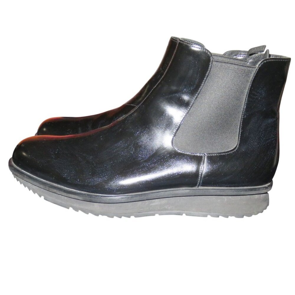 Prada B4L F0002 Black Brushed Spazzolato Italian Leather Chelsea Boot 9 2TE136